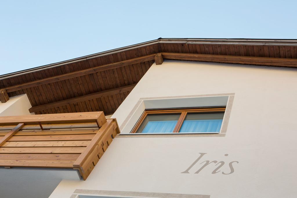 Ciasa Iris Hotel Colfosco Exterior foto